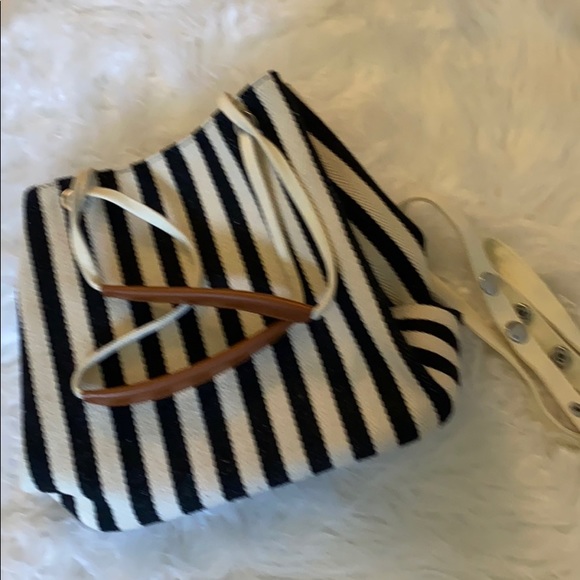 Striped summer hand bag - Picture 2 of 2